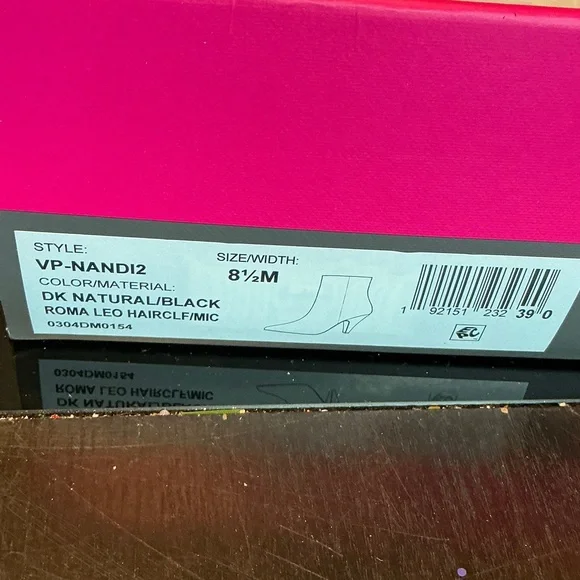 Vince Camuto Animal Print Ankle Boots Size 8.5 - Picture 5 of 6